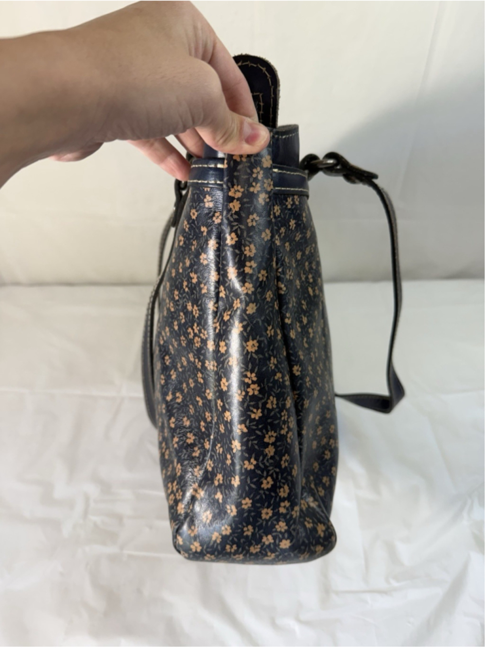 Patricia Nash POPPY Tote Shoulder Bag navy floral - Picture 9 of 16
